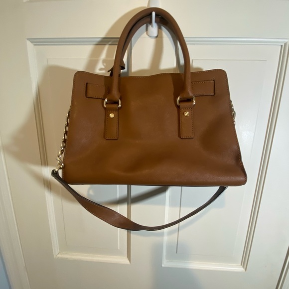 Michael Kors Hamilton East Shoulder Bag Like New - Picture 3 of 6
